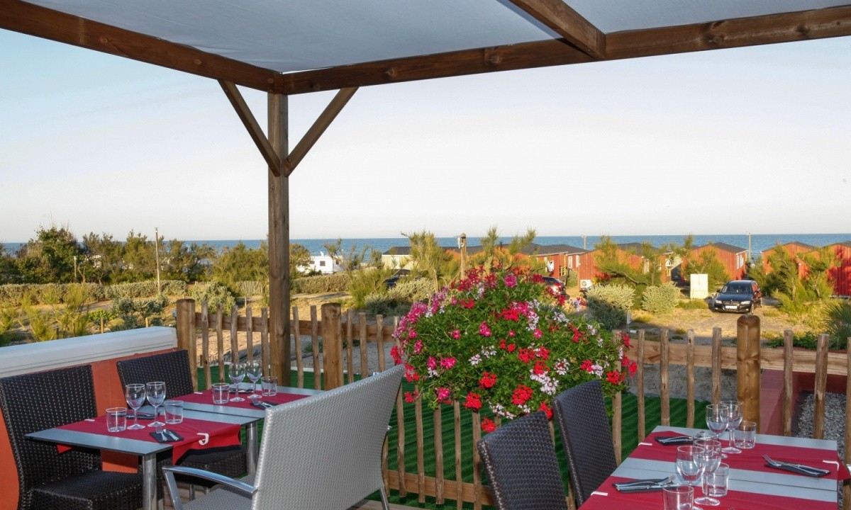 Camping-Beach-Garden-Marseillan-reastaurant Camping-Beach-Garden-Marseillan-reastaurant
