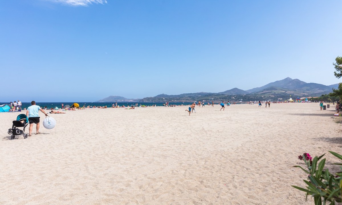 Camping-La-Chapelle-Argeles-sur-Mer-strand Camping-La-Chapelle-Argeles-sur-Mer-strand