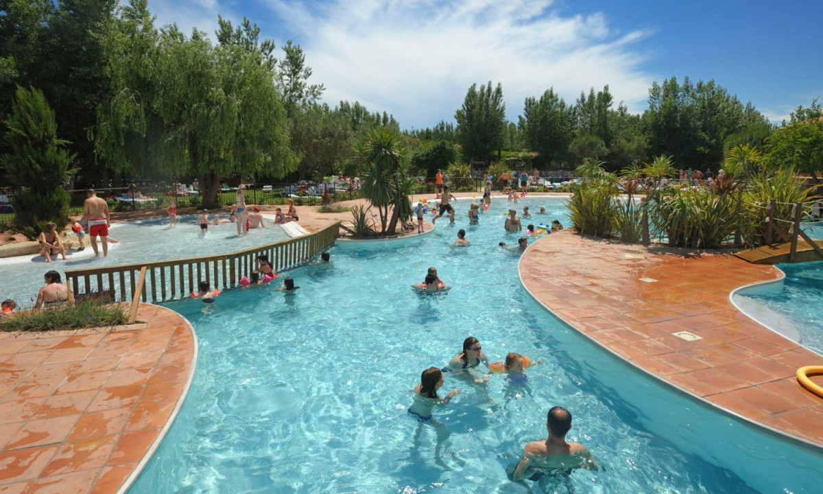 Camping-Le-Serignan-Plage-zwembad Camping-Le-Serignan-Plage-zwembad