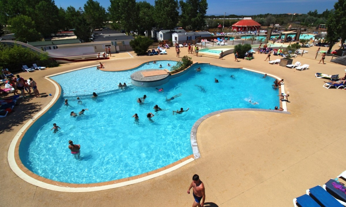 Camping-Le-Méditerranée-Plage-zwembad Camping-Le-Méditerranée-Plage-zwembad