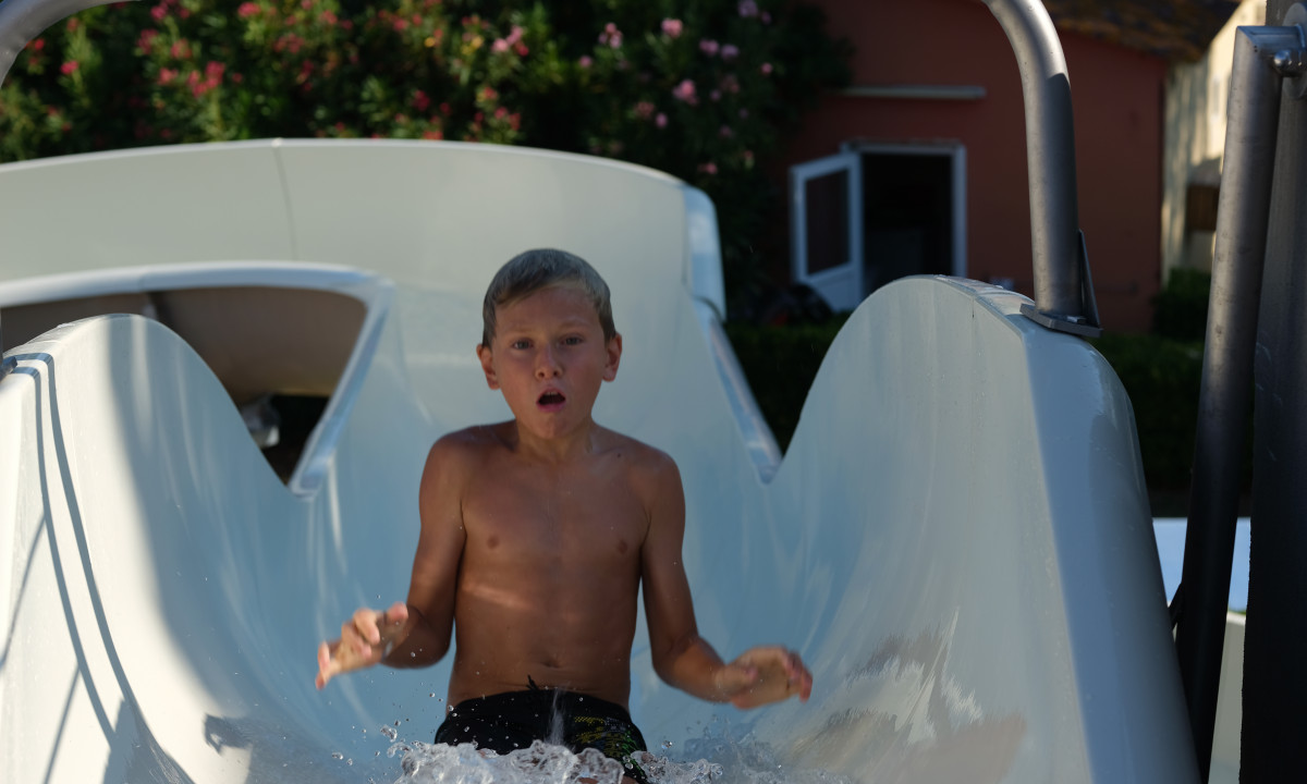 Camping-Les-Jardins-d-Elsa-glijbaan Camping-Les-Jardins-d-Elsa-glijbaan
