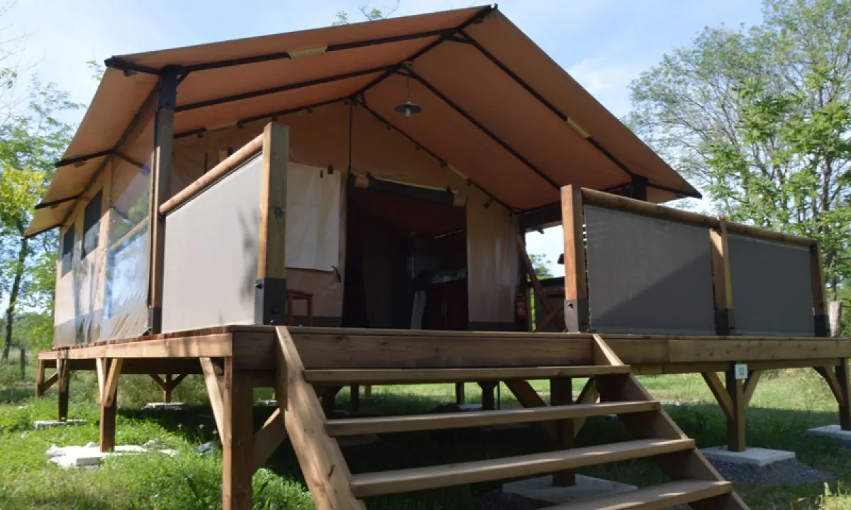 Camping-Le-Mas-des-Chênes-lodgetent Camping-Le-Mas-des-Chênes-lodgetent