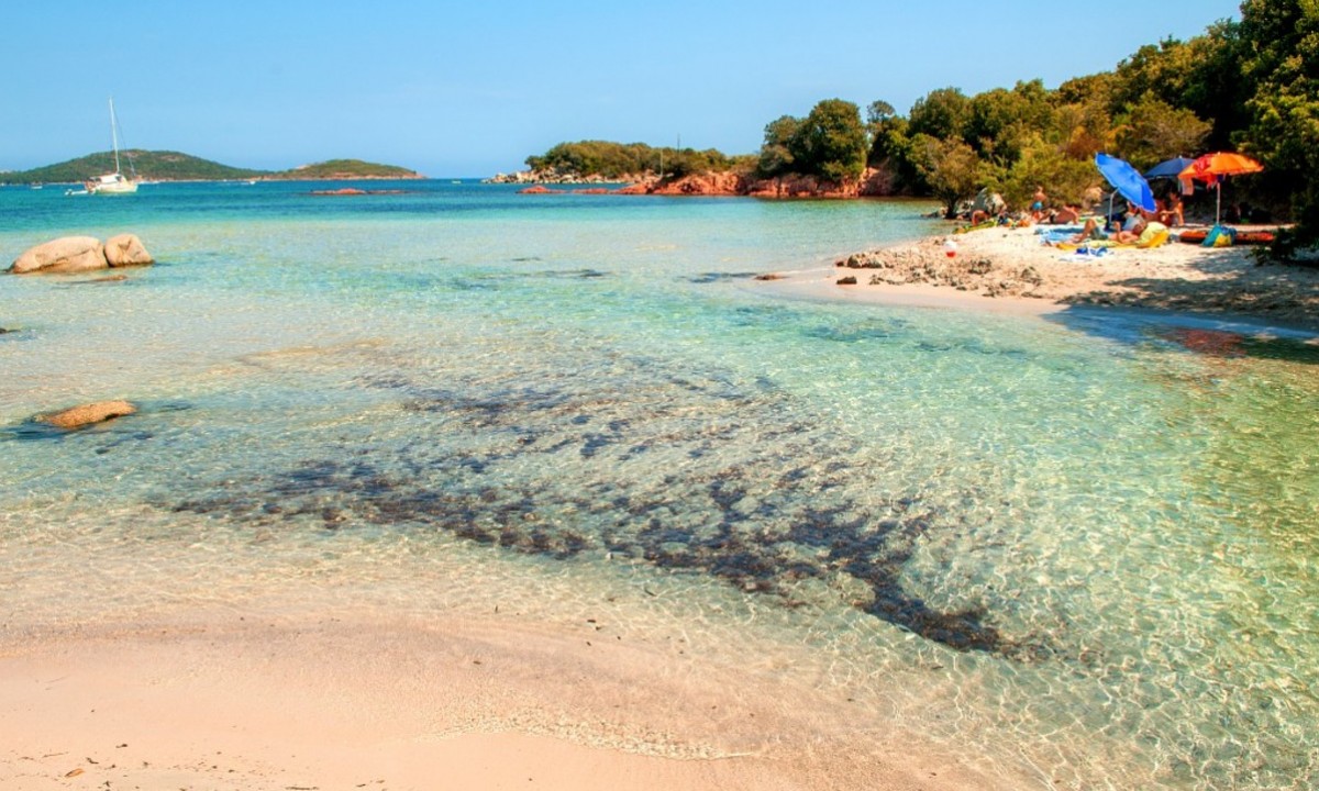 Camping-Acqua-e-Sole-Corsica-strand Camping-Acqua-e-Sole-Corsica-strand