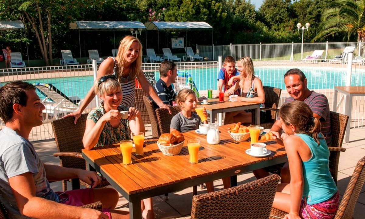 Camping-Acqua-e-Sole-Corsica-terras Camping-Acqua-e-Sole-Corsica-terras