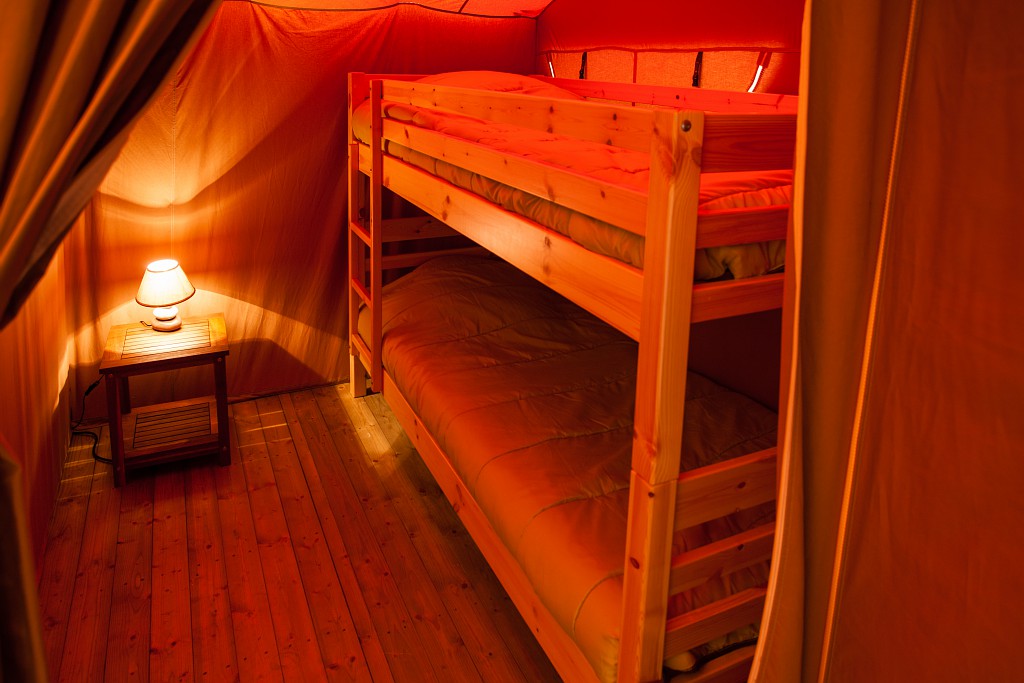 Camping-Kalliste-safaritent-stapelbed Camping-Kalliste-safaritent-stapelbed