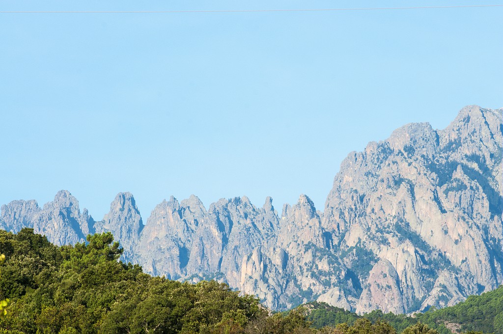 Camping-Sole-di-Sari-uitzicht Camping-Sole-di-Sari-uitzicht