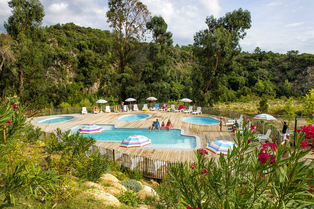 Camping-Sole-di-Sari-zwembad Camping-Sole-di-Sari-zwembad
