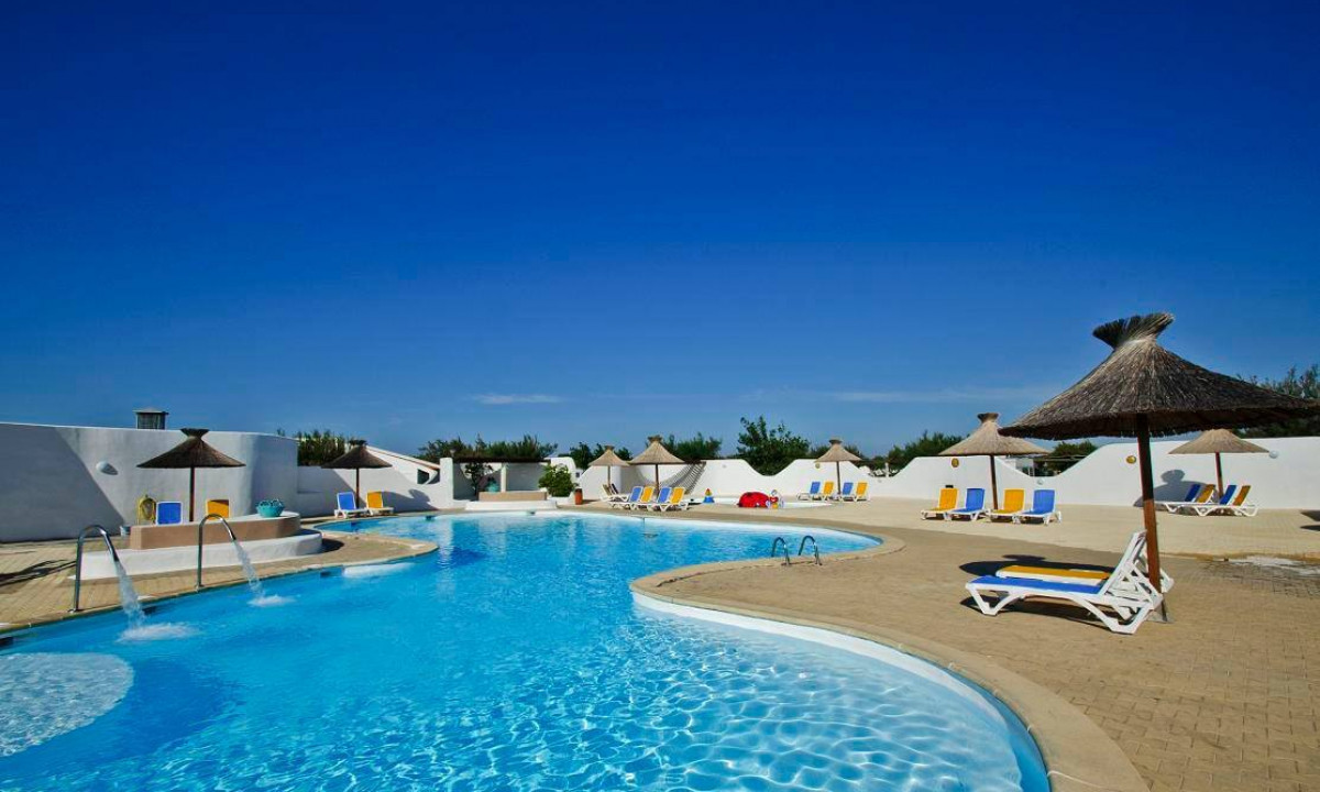 Camping-Le-Clos-du-Rhone-zwembad Camping-Le-Clos-du-Rhone-zwembad