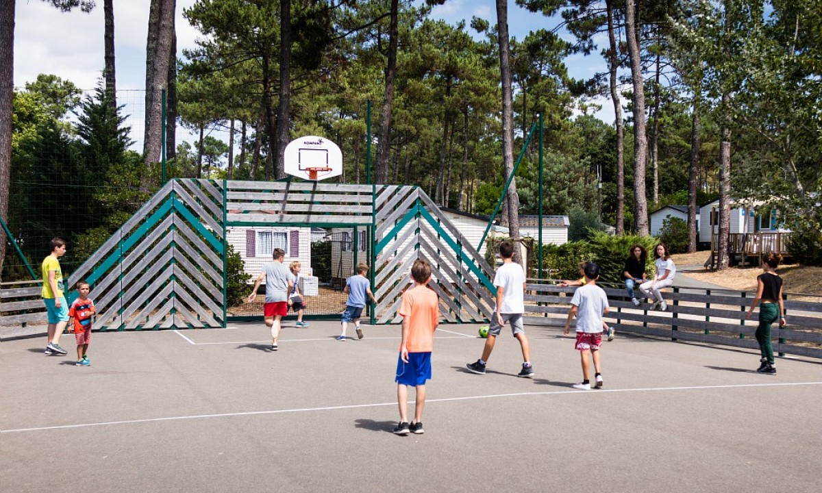 Camping Les Embruns in Lège-Cap-Ferret photo 3