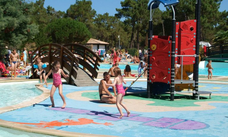 Camping La Côte D Argent waterspeeltuin 768x461