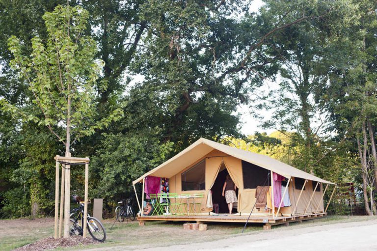 Stadscamping Straatsburg lodgetenten verhuur 768x511