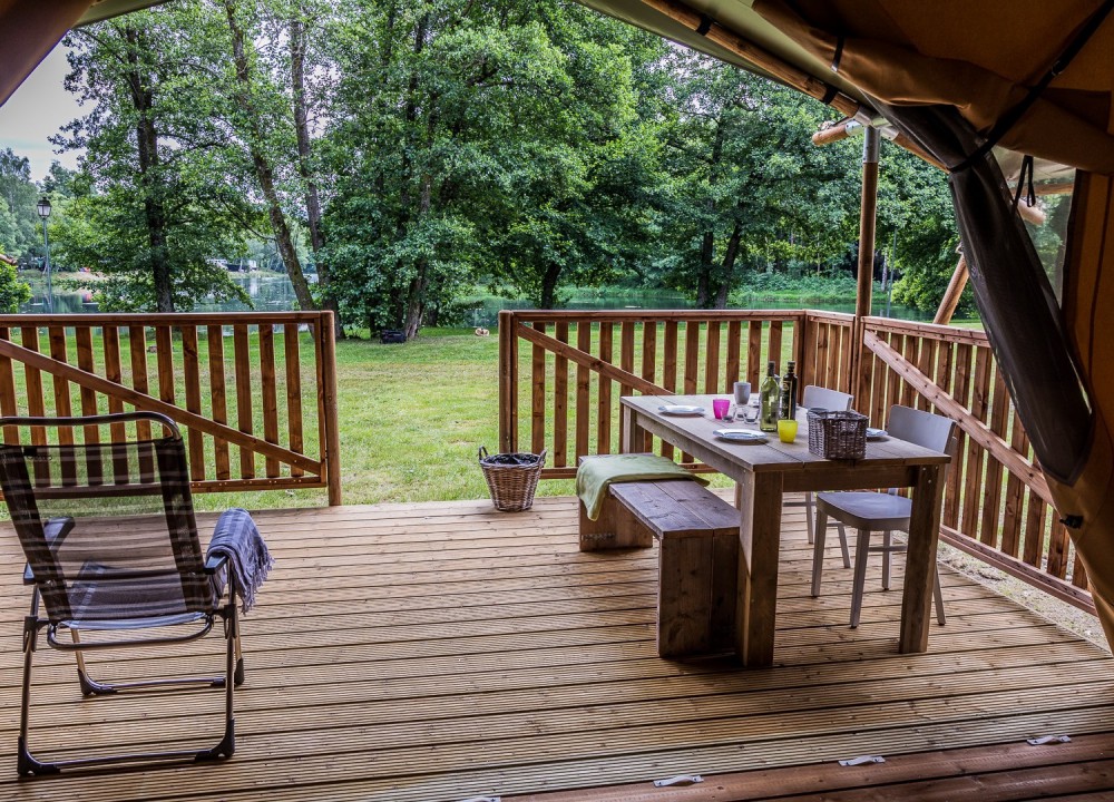 Camping Domaine Des Messires in Herpelmont, Grand Est, Frankreich