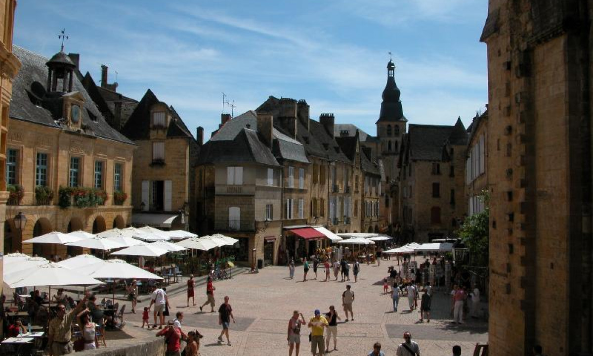 Camping De Maillac in Sainte-Nathalène, Nouvelle-Aquitaine, Frankreich photo 5
