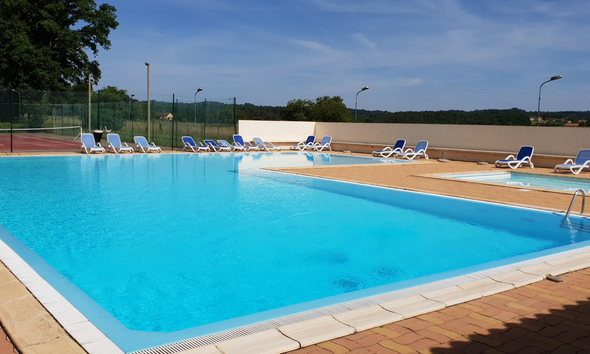 Camping De Maillac in Sainte-Nathalène, Nouvelle-Aquitaine, Frankreich photo 4