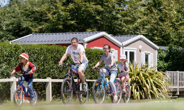 Camping La Ville Huchet fietsverhuur 768x461
