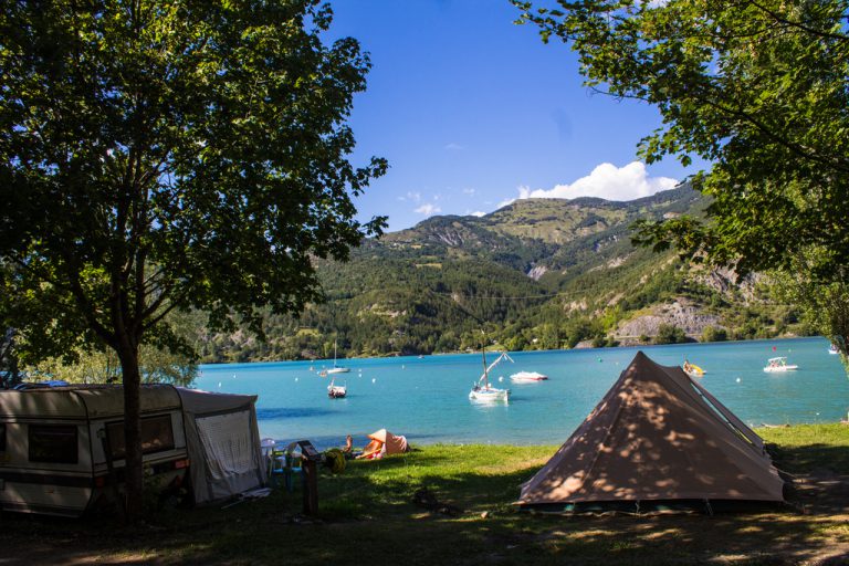 Camping Le Lac staanplaatsen 768x512