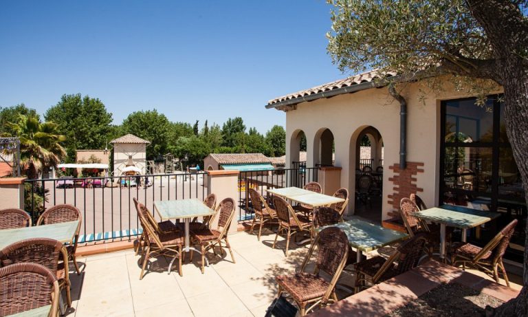 Camping Mer et Soleil terras 768x461