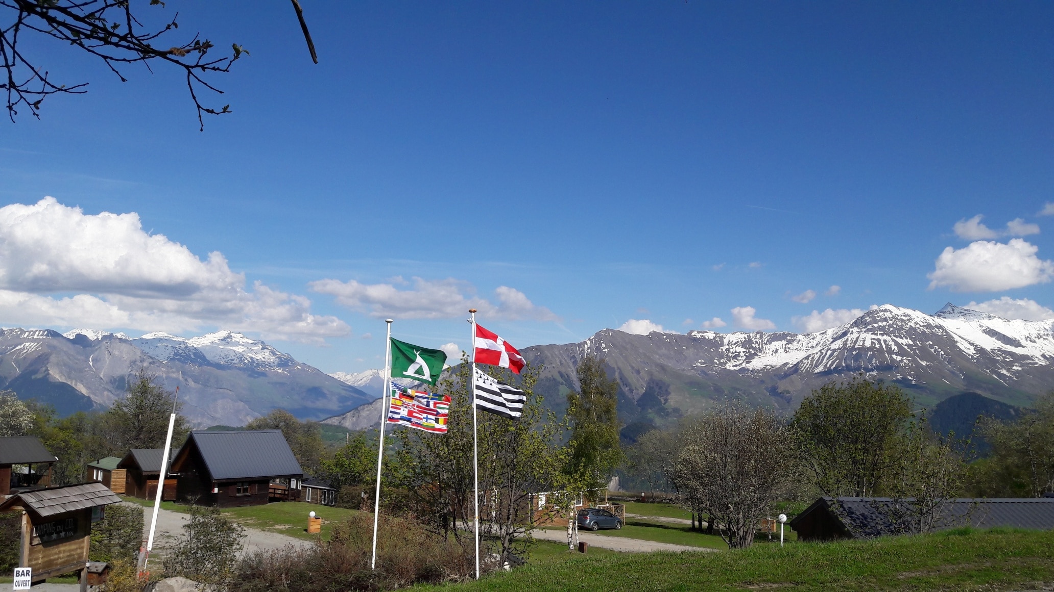 Camping Caravaneige du Col in Fontcouverte-la-Toussuire, Auvergne-Rhône-Alpes, Frankreich - Photo 2