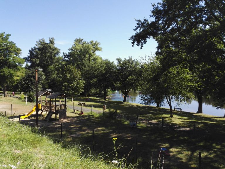 Camping La Bageasse speeltuin 768x579