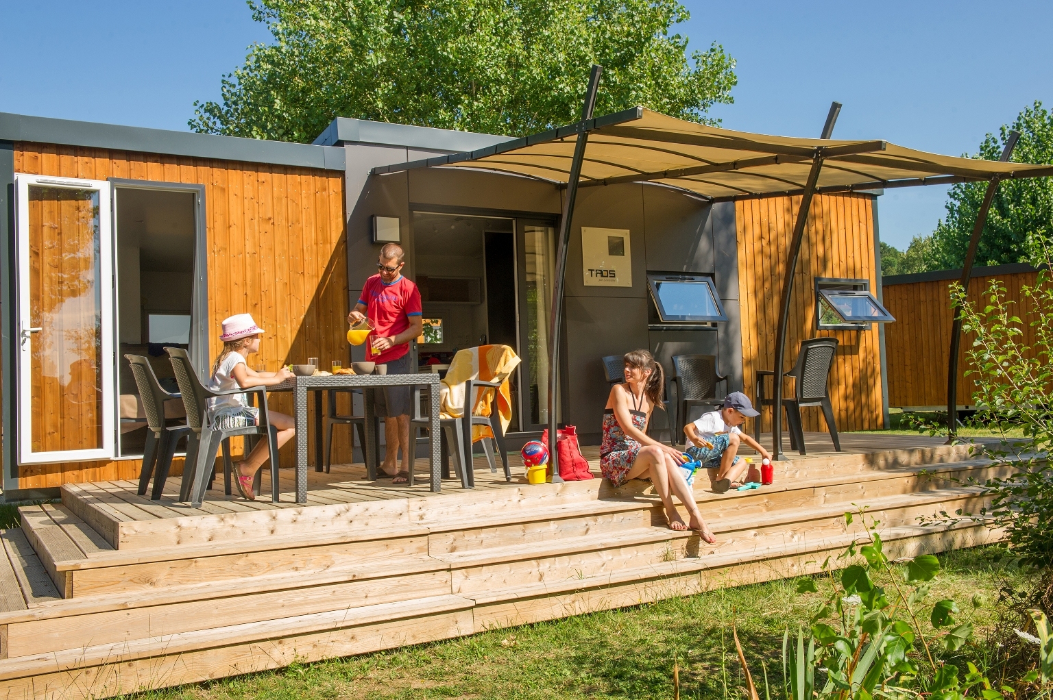 Camping Sites et Paysages Kanopée Dorf in Trévoux photo 3