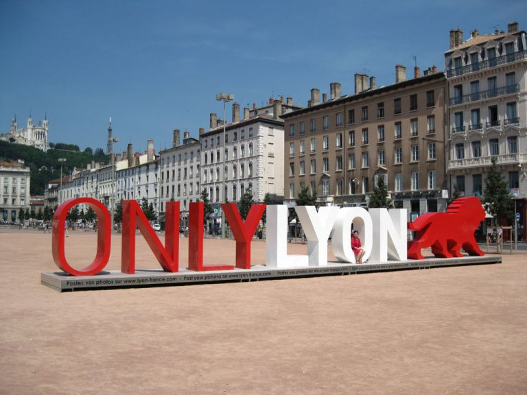 Camping Sites et Paysages Kanopée Village camping Lyon 768x576