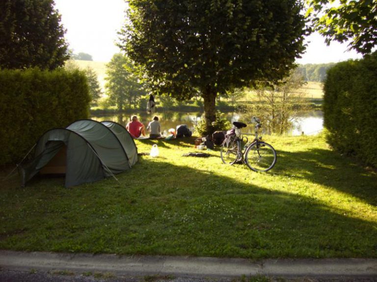 Camping de Montréal staanplaats 768x576