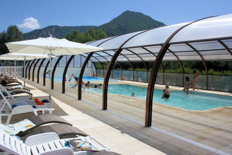 Camping Les rives du Lac Veynes overdekt zwembad 768x512