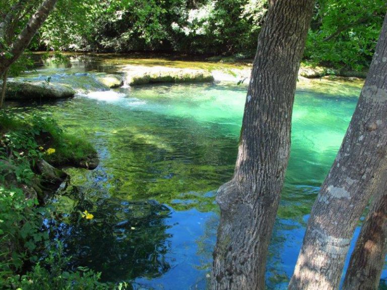 Camping Maisonneuve Dordogne aan rivier 768x576