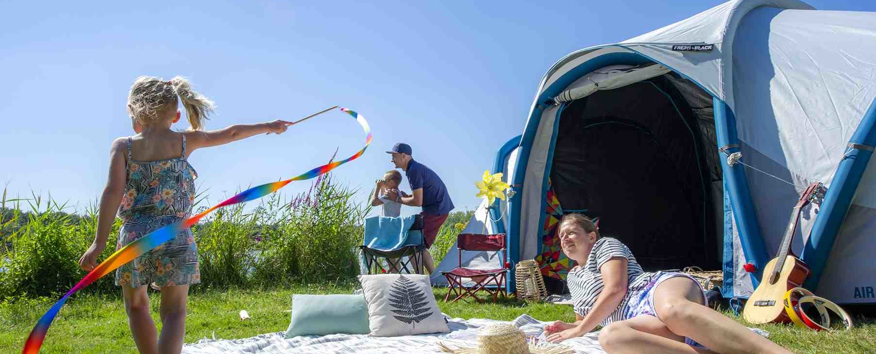 Camping du Lac La Chausselière in La Guyonnière, Pays de la Loire, Frankreich