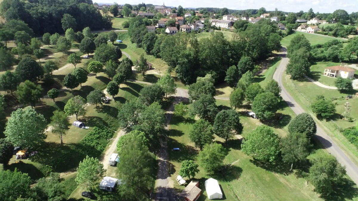Camping du lac de Bujaleuf in Bujaleuf photo 3