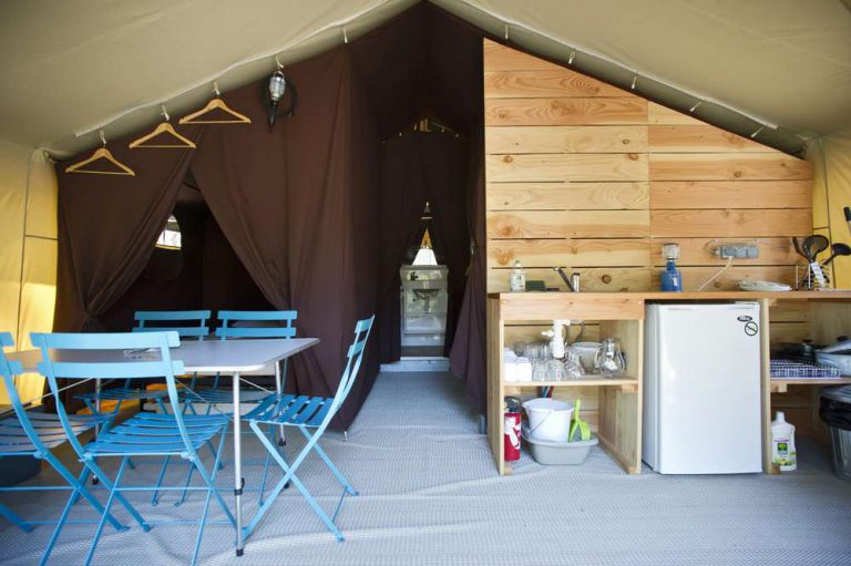Camping Huttopia Lac de Carcans in Carcans safariten huren 768x511