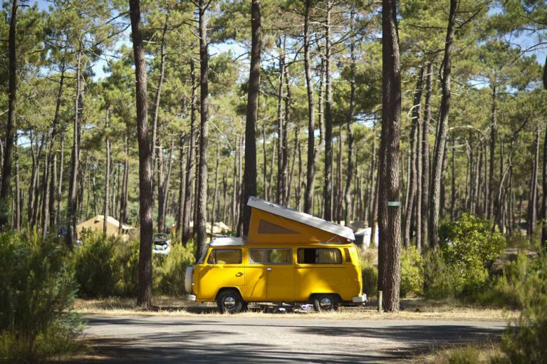 Camping Huttopia Lac de Carcans in Carcans staanplaats 768x511