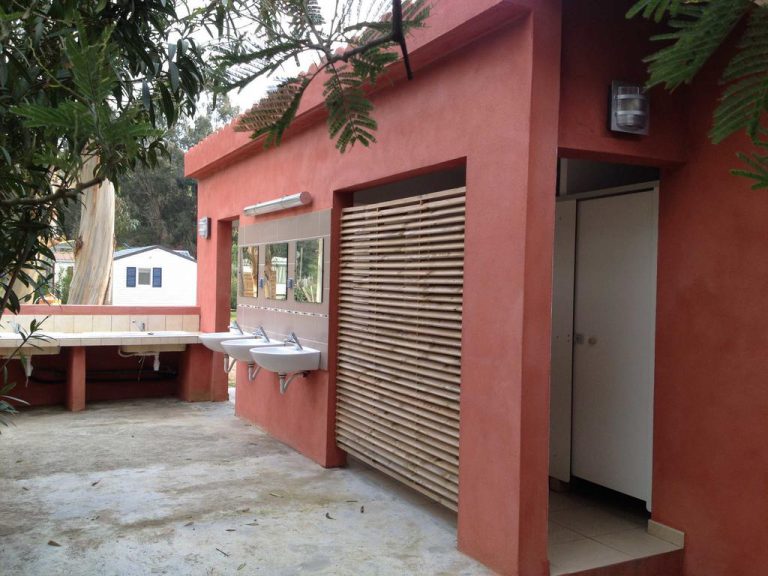 Camping Milella in Viggianello op Corsica sanitair 768x576