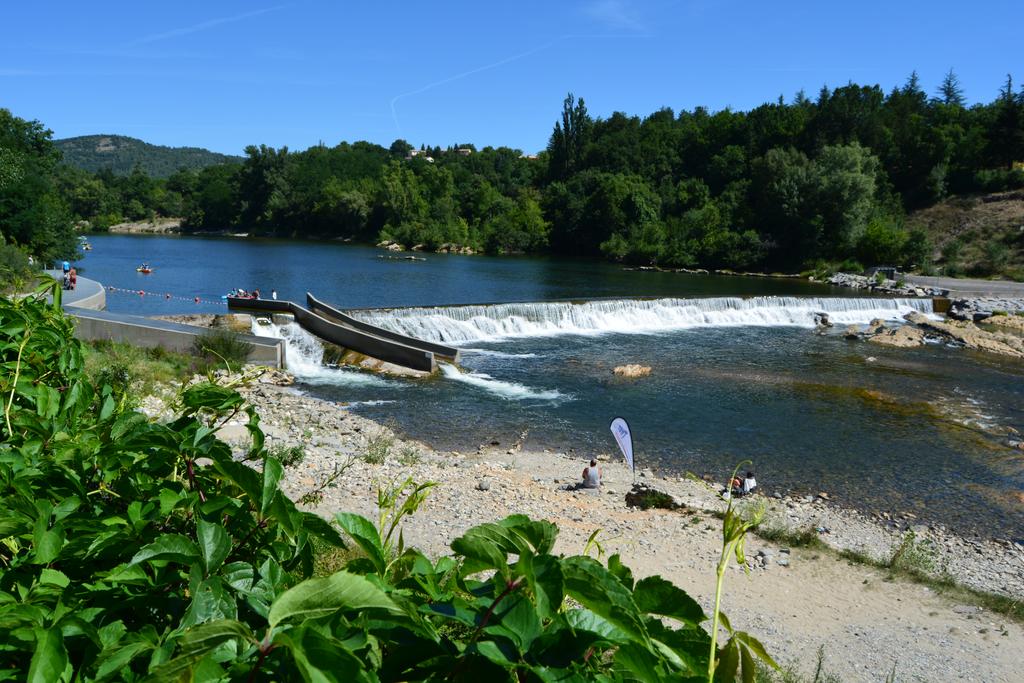 Internationaler Campingplatz Ardeche in Salavas, Auvergne-Rhône-Alpes, Frankreich - Photo 2