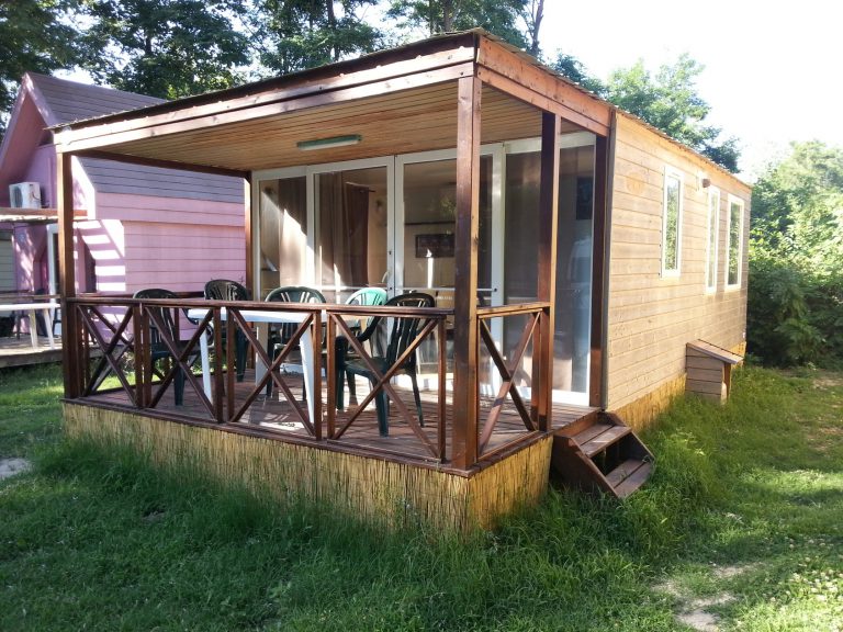 Camping Bellerive Provence chalets huren 768x576