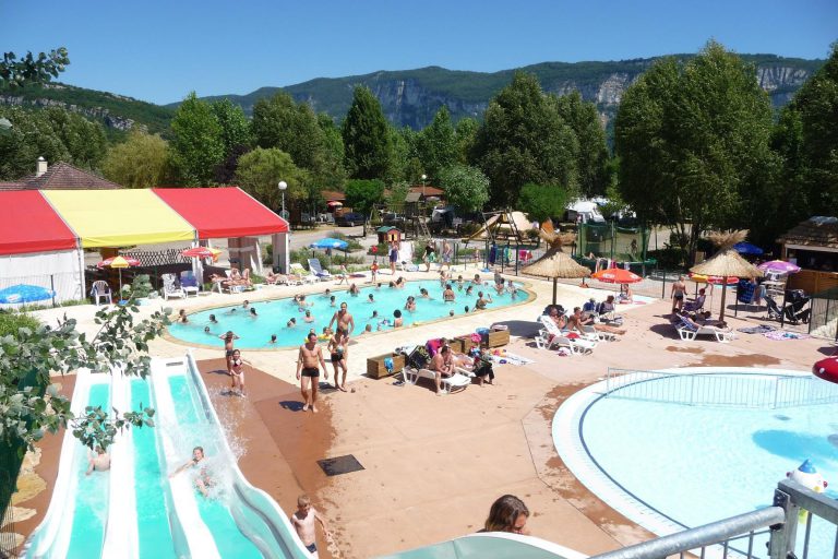 Camping L Île de la Comtesse zwembad 768x512