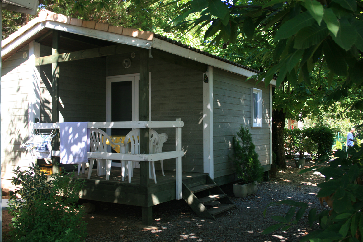 Camping Les Châtaigniers in Ribes, Auvergne-Rhône-Alpes, Frankreich photo 3