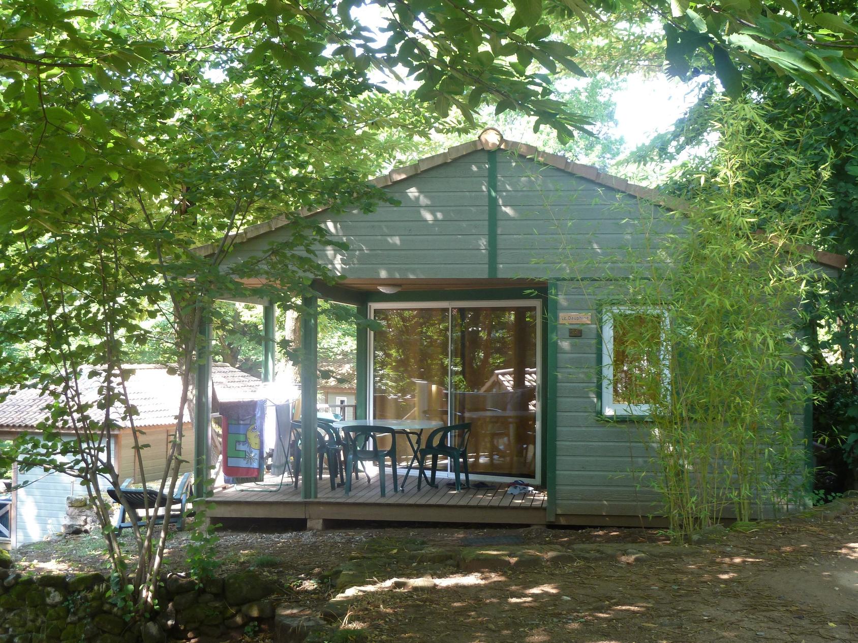 Camping Les Cruses in Ribes, Auvergne-Rhône-Alpes, Frankreich photo 4