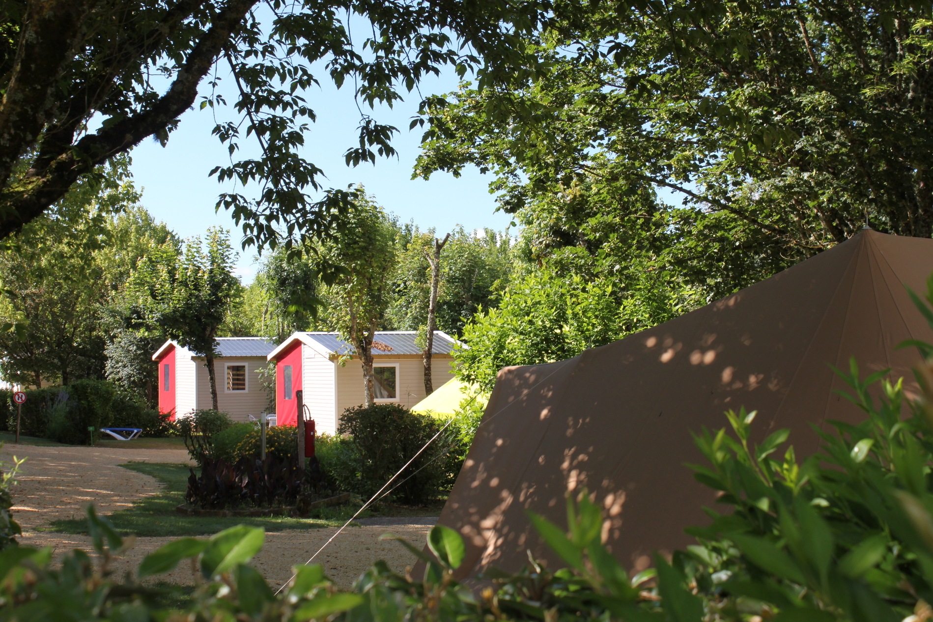 Campingplatz Les Poutiroux in Limeuil im Périgord photo 5