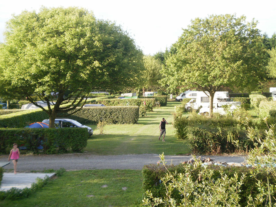 Camping Les Couesnons in Roz-sur-Couesnon, Bretagne, Frankreich