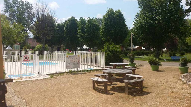Camping Les Rives Du Céou kinderbad 768x432