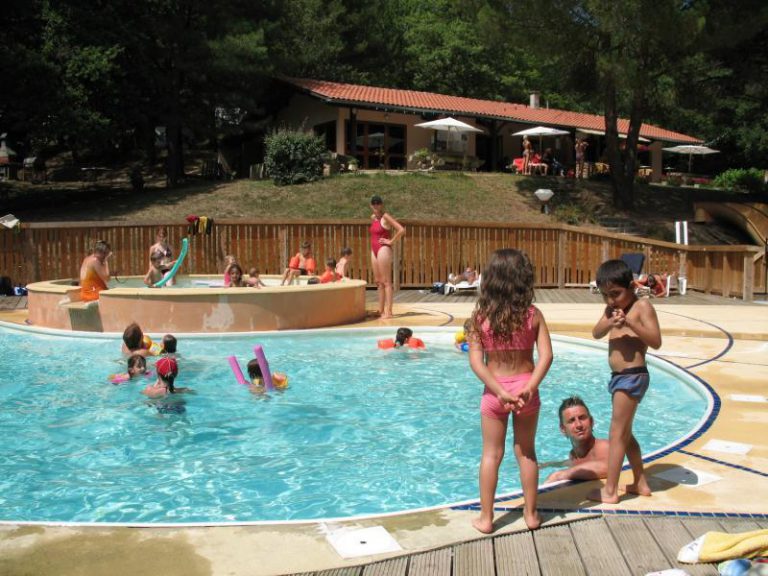 Camping Namasté zwembad 768x576