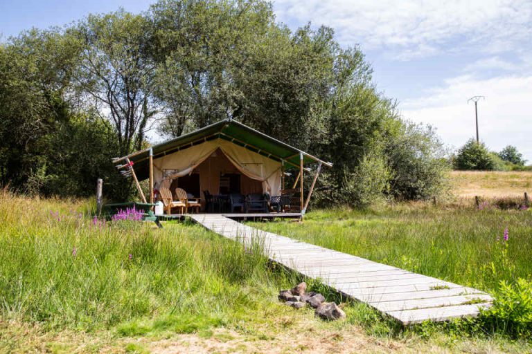 Camping La Jaurie safaritent huren 768x512