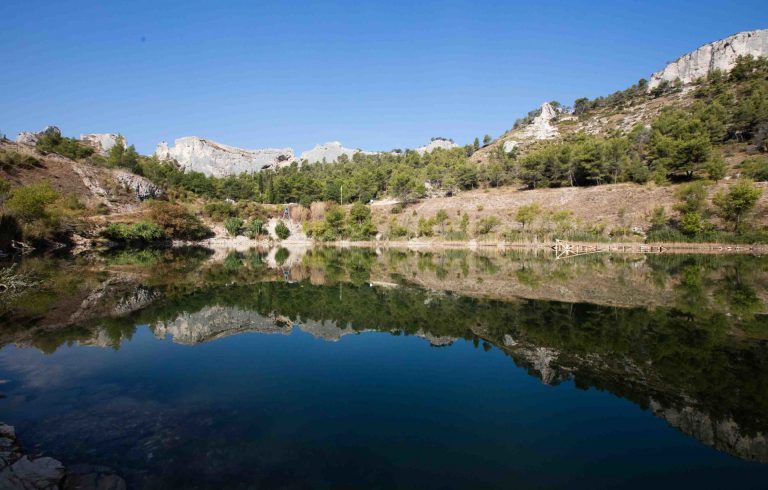 Camping La Vallee Heureuse aan een meer 768x490