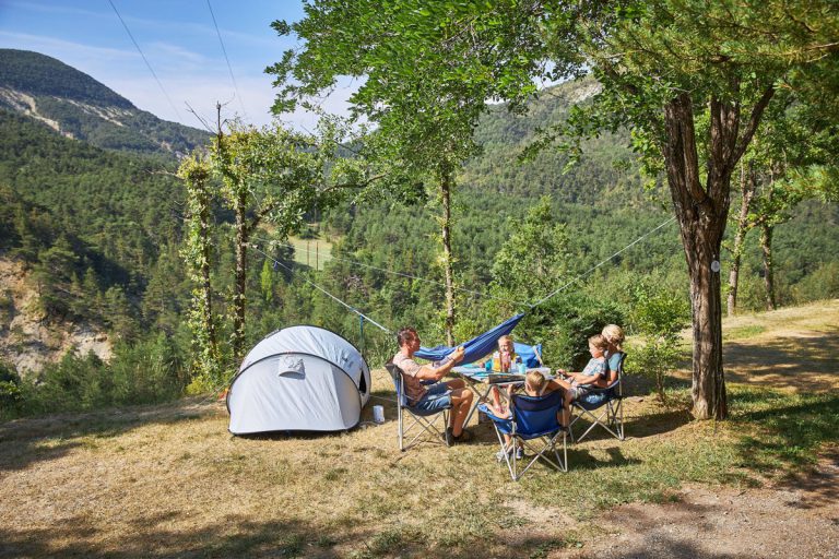 1200 800 Fill 85 RCN les Collines de Castellane camping in Verdon kamperen 6.jpg 0.0000 0 768x512