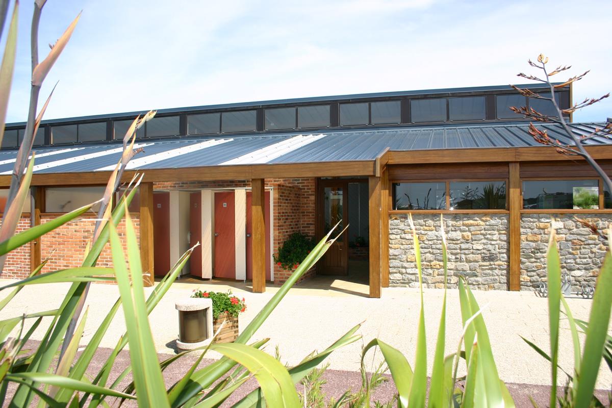 Camping Le Grand Large in Les Pieux, Normandie, Frankreich - Photo 3