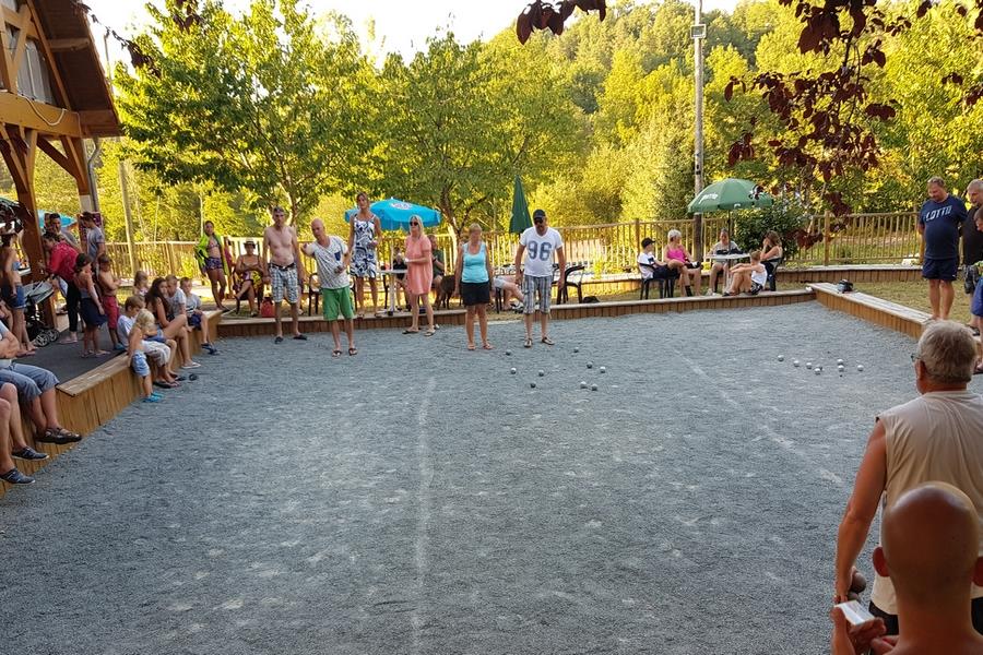 Camping Le Verdoyant in Dann auf photo 5